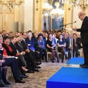 Le Ministre Jean-Yves Le Drian fait de belles annonces