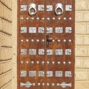 Porte traditionnelle d'une bibliothèque à Tombouctou