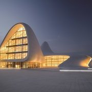 Zaha Hadid - Le Centre culturel Heydar-Aliyev à Bakou, Azerbaïdjan